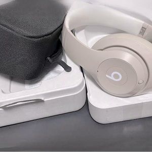 Beats - Studio Pro - Wireless Noise Cancelling Headphones - Sandstone